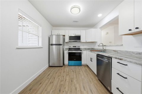 Casa en alquiler en Leesburg, Florida, 3 dormitorios, 80.27 m2 № 2155692 - foto 6