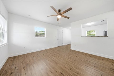 Casa en alquiler en Leesburg, Florida, 3 dormitorios, 80.27 m2 № 2155692 - foto 3