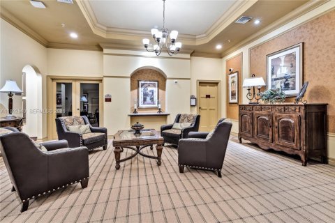 Condominio en alquiler en Coral Gables, Florida, 2 dormitorios, 93.83 m2 № 2056672 - foto 11