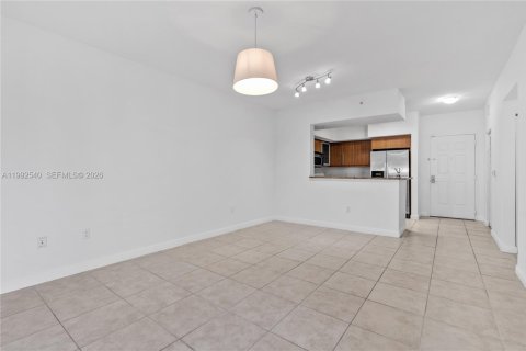 Condominio en alquiler en Coral Gables, Florida, 2 dormitorios, 93.83 m2 № 2056672 - foto 14