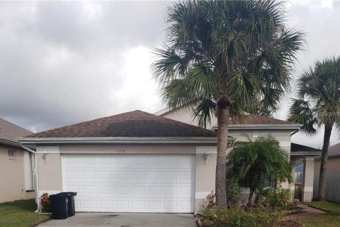 House in Kissimmee, Florida 3 bedrooms, 163.14 sq.m. № 2356445
