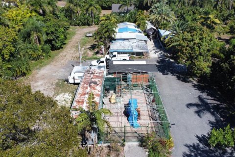 Terreno en venta en Homestead, Florida № 2032143 - foto 8