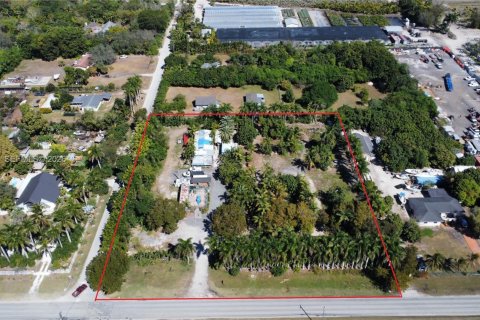 Terreno en Homestead, Florida № 2032143