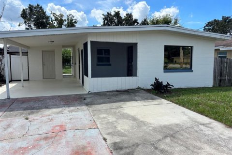 House in Orlando, Florida 2 bedrooms, 74.32 sq.m. № 2375659