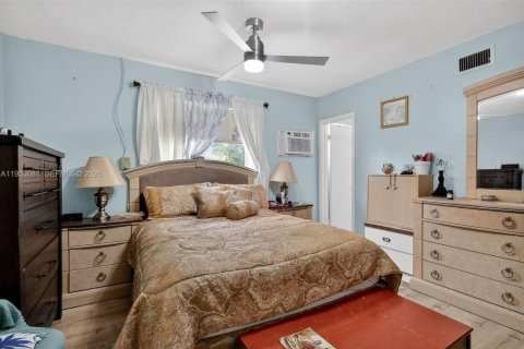 Купить виллу или дом в Пемброк-Пайнс, Флорида 4 спальни, 250.19м2, № 2021940 - фото 20