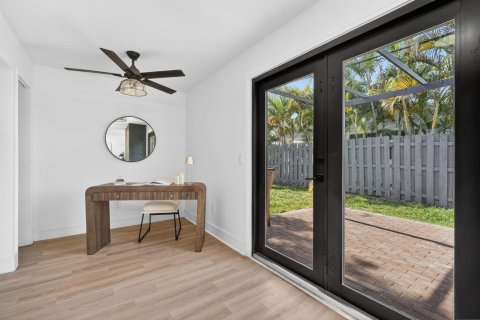 House in Jupiter, Florida 3 bedrooms, 168.71 sq.m. № 2242691 - photo 27