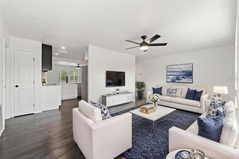 Villa ou maison à vendre à Spring Hill, Floride: 3 chambres, 126.25 m2 № 1815405 - photo 2