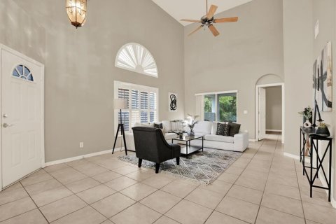 House in Wesley Chapel, Florida 3 bedrooms, 209.77 sq.m. № 1803367 - photo 5
