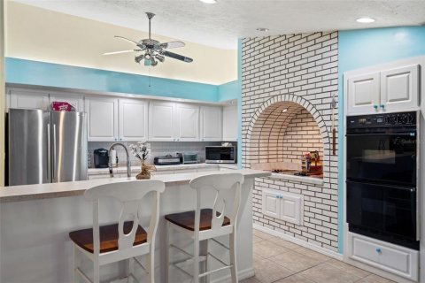 House in Spring Hill, Florida 5 bedrooms, 314.66 sq.m. № 1837638 - photo 22