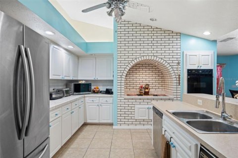 House in Spring Hill, Florida 5 bedrooms, 314.66 sq.m. № 1837638 - photo 23