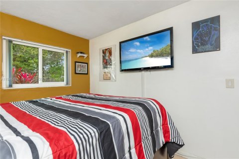 Купить виллу или дом в Майами, Флорида 4 спальни, 181.72м2, № 2006895 - фото 27