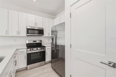 House in Punta Gorda, Florida 3 bedrooms, 115.94 sq.m. № 2232652 - photo 9
