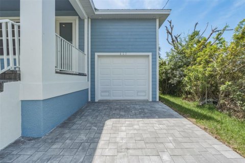 House in Punta Gorda, Florida 3 bedrooms, 115.94 sq.m. № 2232652 - photo 27