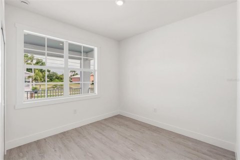 House in Punta Gorda, Florida 3 bedrooms, 115.94 sq.m. № 2232652 - photo 18