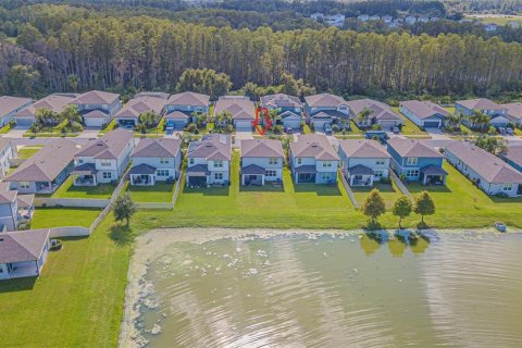 Villa ou maison à vendre à Land O' Lakes, Floride: 4 chambres, 204.66 m2 № 2199696 - photo 25