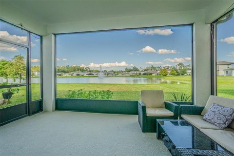 Villa ou maison à vendre à Land O' Lakes, Floride: 4 chambres, 204.66 m2 № 2199696 - photo 8