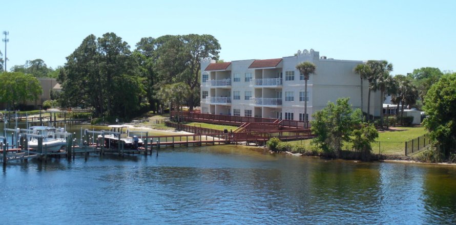 Condominio en Fort Walton Beach, Florida, 2 dormitorios  № 560726