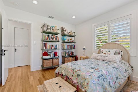 Casa en venta en Coral Gables, Florida, 3 dormitorios, 130.53 m2 № 1952387 - foto 27