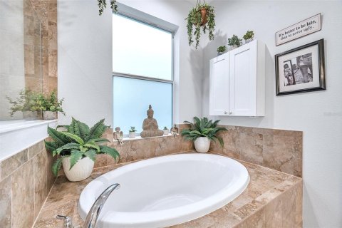 Casa en venta en Tampa, Florida, 3 dormitorios, 170.2 m2 № 1899089 - foto 23