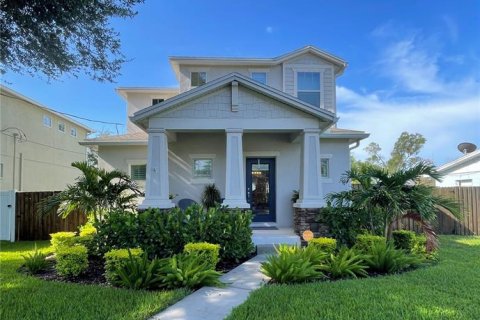 Casa en venta en Tampa, Florida, 3 dormitorios, 170.2 m2 № 1899089 - foto 1