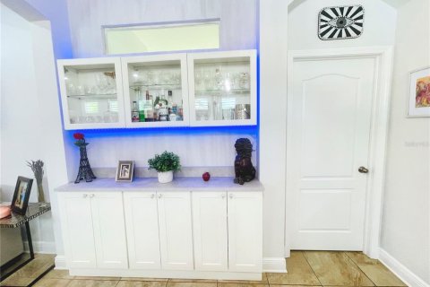 Casa en venta en Tampa, Florida, 3 dormitorios, 170.2 m2 № 1899089 - foto 10