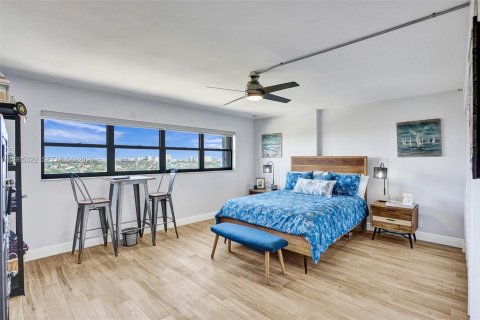 Copropriété à vendre à Fort Lauderdale, Floride: 2 chambres, 122.63 m2 № 2062981 - photo 24