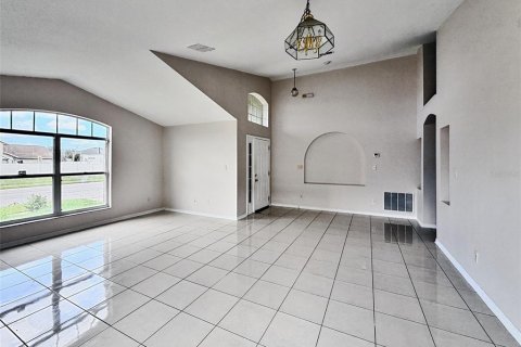 Villa ou maison à vendre à Orlando, Floride: 3 chambres, 172.98 m2 № 2425362 - photo 3