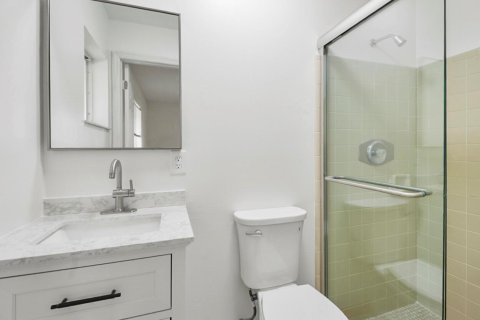 House in Jensen Beach, Florida 2 bedrooms, 91.79 sq.m. № 2273575 - photo 23