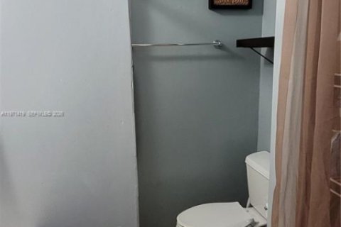 Adosado en venta en Davie, Florida, 2 dormitorios, 120.03 m2 № 2043680 - foto 14