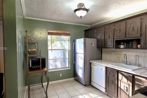 Adosado en venta en Davie, Florida, 2 dormitorios, 120.03 m2 № 2043680 - foto 7