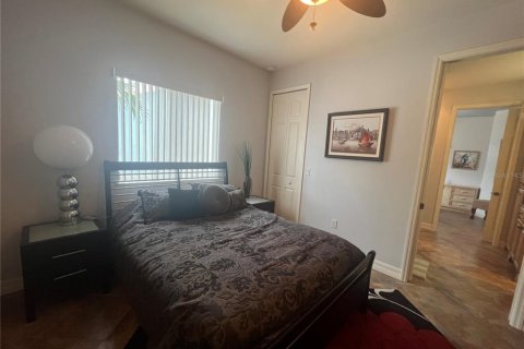 Casa en alquiler en Port Charlotte, Florida, 6 dormitorios, 443.89 m2 № 1820440 - foto 5