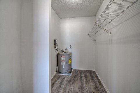 Купить кондоминиум в Беллеэйр Блафс, Флорида 6 комнат, 145.39м2, № 2142339 - фото 28
