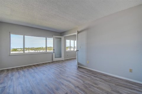 Купить кондоминиум в Беллеэйр Блафс, Флорида 6 комнат, 145.39м2, № 2142339 - фото 22