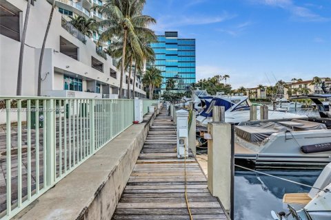 Condominio en alquiler en Aventura, Florida, 2 dormitorios, 75.81 m2 № 1983743 - foto 26