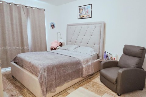 Adosado en alquiler en Miami Gardens, Florida, 4 dormitorios, 148.36 m2 № 2002195 - foto 15