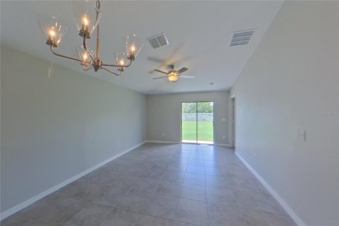 Villa ou maison à louer à Apollo Beach, Floride: 3 chambres, 134.8 m2 № 2385924 - photo 3