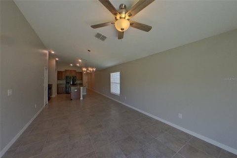 Villa ou maison à louer à Apollo Beach, Floride: 3 chambres, 134.8 m2 № 2385924 - photo 2