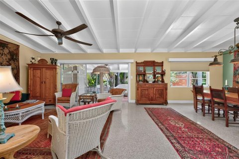 House in Placida, Florida 3 bedrooms, 140.47 sq.m. № 2134202 - photo 19