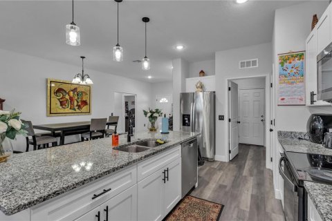 Villa ou maison à vendre à Kissimmee, Floride: 4 chambres, 175.59 m2 № 2098147 - photo 26