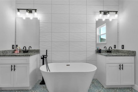 Villa ou maison à vendre à Kissimmee, Floride: 4 chambres, 175.59 m2 № 2098147 - photo 8