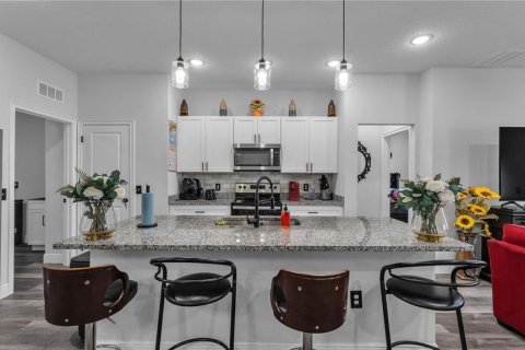 Villa ou maison à vendre à Kissimmee, Floride: 4 chambres, 175.59 m2 № 2098147 - photo 21