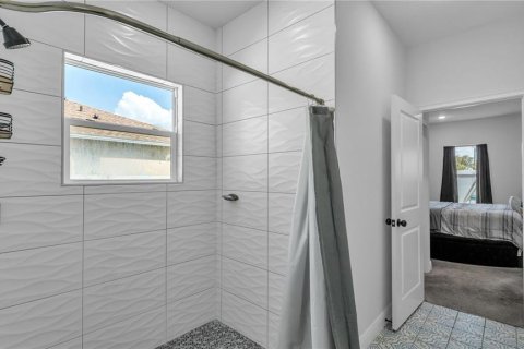 Villa ou maison à vendre à Kissimmee, Floride: 4 chambres, 175.59 m2 № 2098147 - photo 10