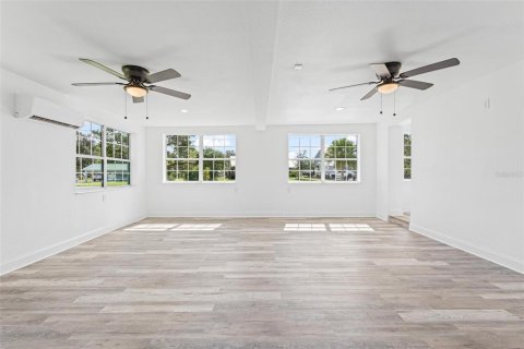 Villa ou maison à vendre à DeLand, Floride: 5 chambres, 237.46 m2 № 1900756 - photo 25