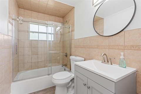 Villa ou maison à vendre à DeLand, Floride: 5 chambres, 237.46 m2 № 1900756 - photo 17