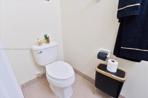 Townhouse in Plantation, Florida 3 bedrooms, 161.84 sq.m. № 1929979 - photo 6