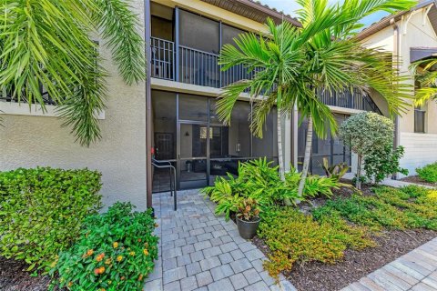 Condominio en alquiler en Lakewood Ranch, Florida, 2 dormitorios, 124.12 m2 № 1440371 - foto 7