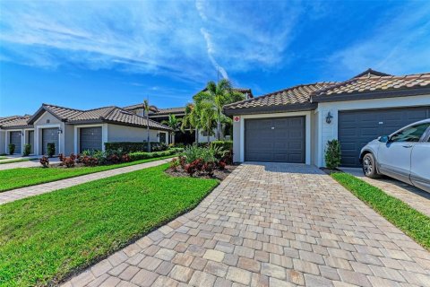 Condominio en alquiler en Lakewood Ranch, Florida, 2 dormitorios, 124.12 m2 № 1440371 - foto 5