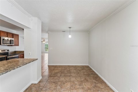 Villa ou maison à vendre à Tampa, Floride: 4 chambres, 170.2 m2 № 2398711 - photo 7