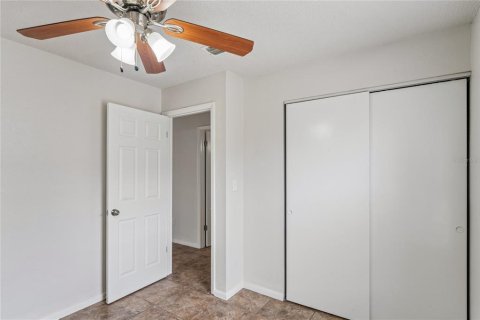 Villa ou maison à vendre à Tampa, Floride: 4 chambres, 170.2 m2 № 2398711 - photo 15