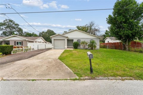Villa ou maison à Tampa, Floride 4 chambres, 170.2 m2 № 2398711